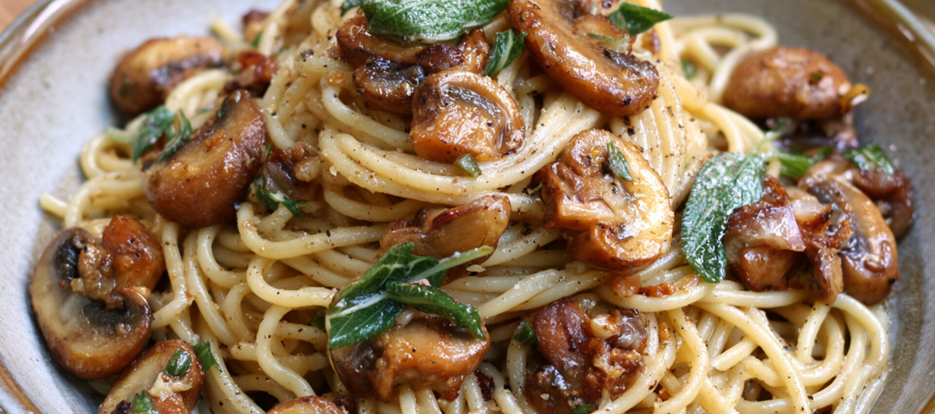 SEPTEMBER_RecipeImages_MushroomSageAndButterSpaghetti-1920x850 Mushroom & Sage Butter Spaghetti